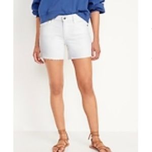NWT Old Navy Mid-Rise Cut-off Jean Shorts